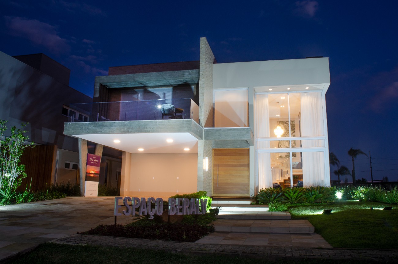 Casa em Condomínio 4 dormitórios para venda, Capão Da Canoa em Capão da Canoa | Ref.: 111977