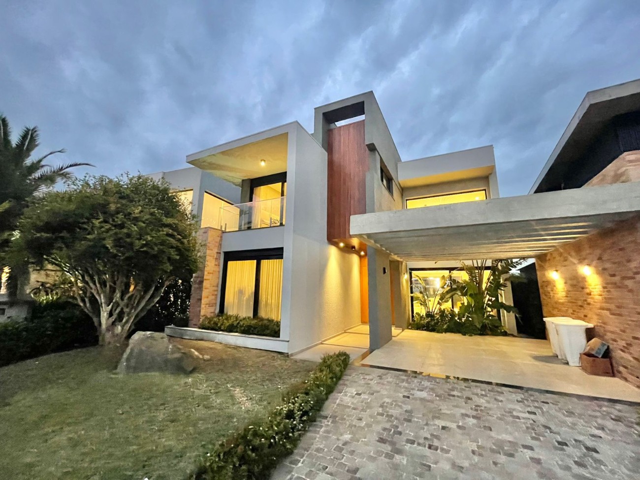 Casa em Condomínio 4 dormitórios para venda, Capão Da Canoa em Capão da Canoa | Ref.: 306168
